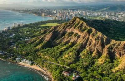 Conquering Oahu’s Diamond Head Trail: A Rapid Journey Through Volcanic History and Panoramic Views